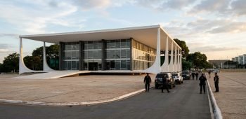 Novo Recorre ao STF Contra Decis&atilde;o que Reconduziu Andrei Rodrigues &agrave; PF
